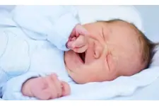 Erkek Bebeklerde Gaz Sancısı Nasıl Giderilir?